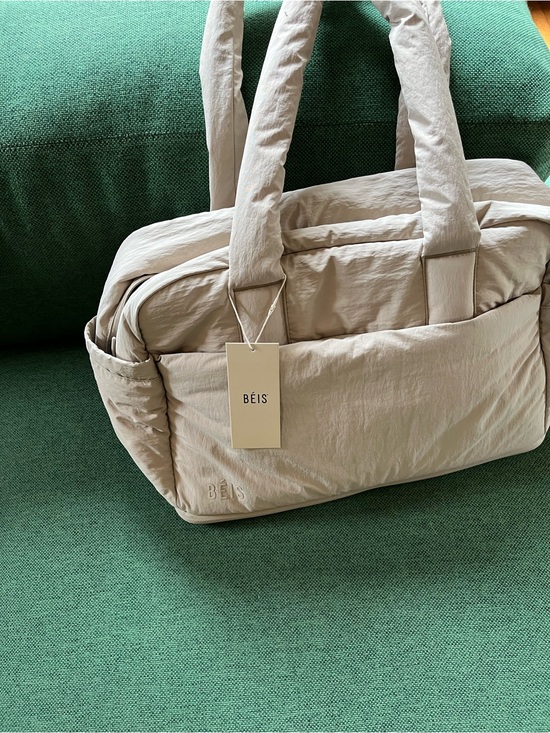 BEIS Handbags - Beis Air Duffle - Oat